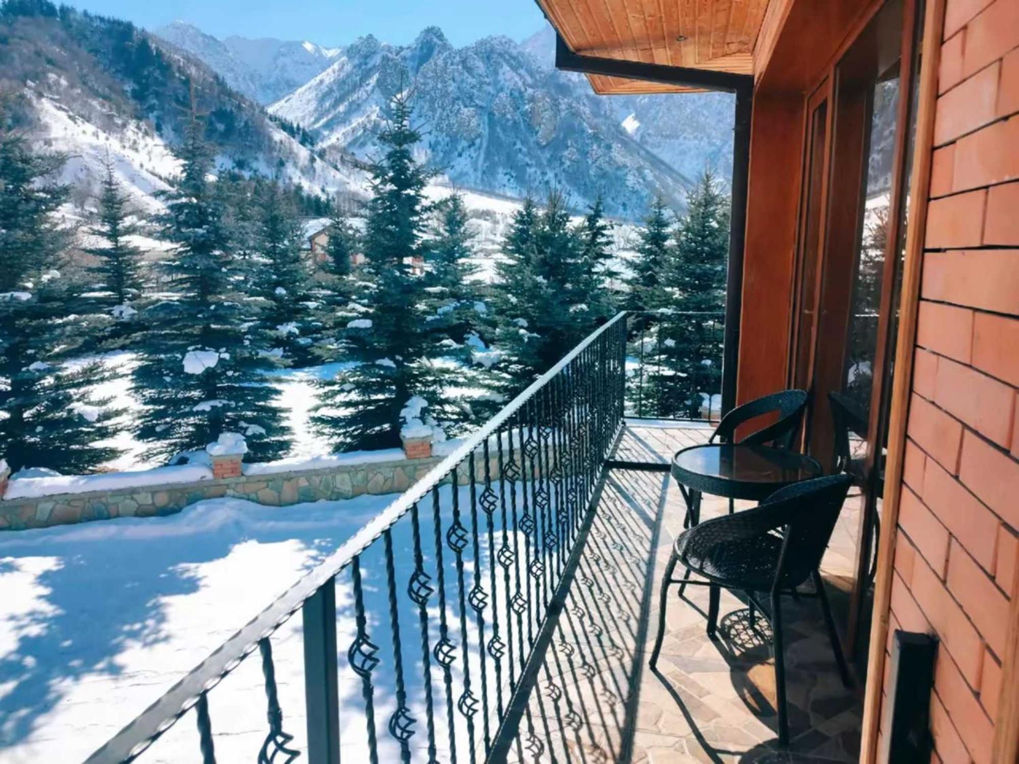 Vardisubani Villa Kazbegi Luaran gambar