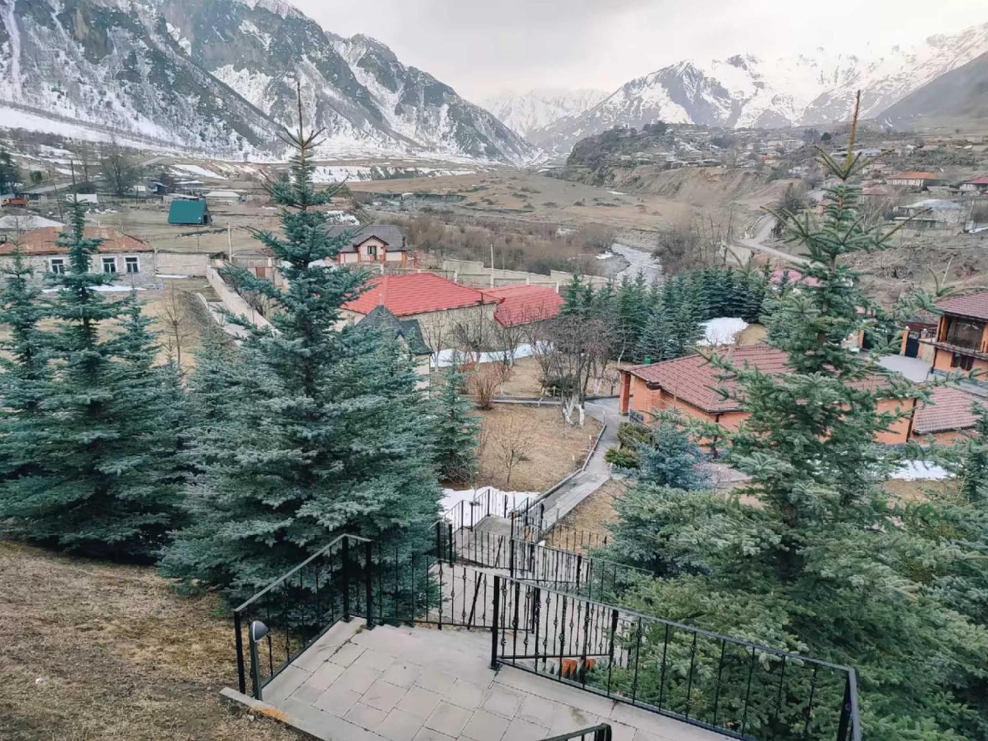 Vardisubani Villa Kazbegi Luaran gambar