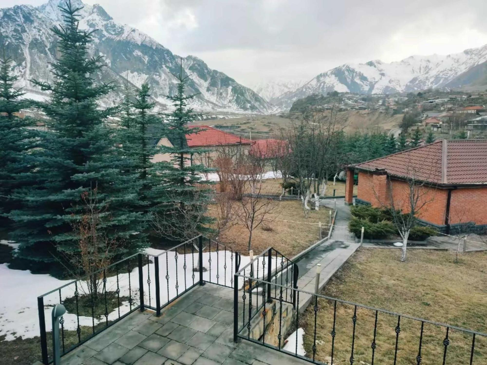 Vardisubani Villa Kazbegi Luaran gambar